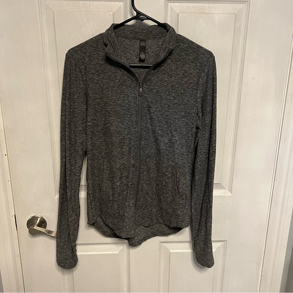 5/$100 Kyodan Grey yoga sweater - Picture 1 of 5